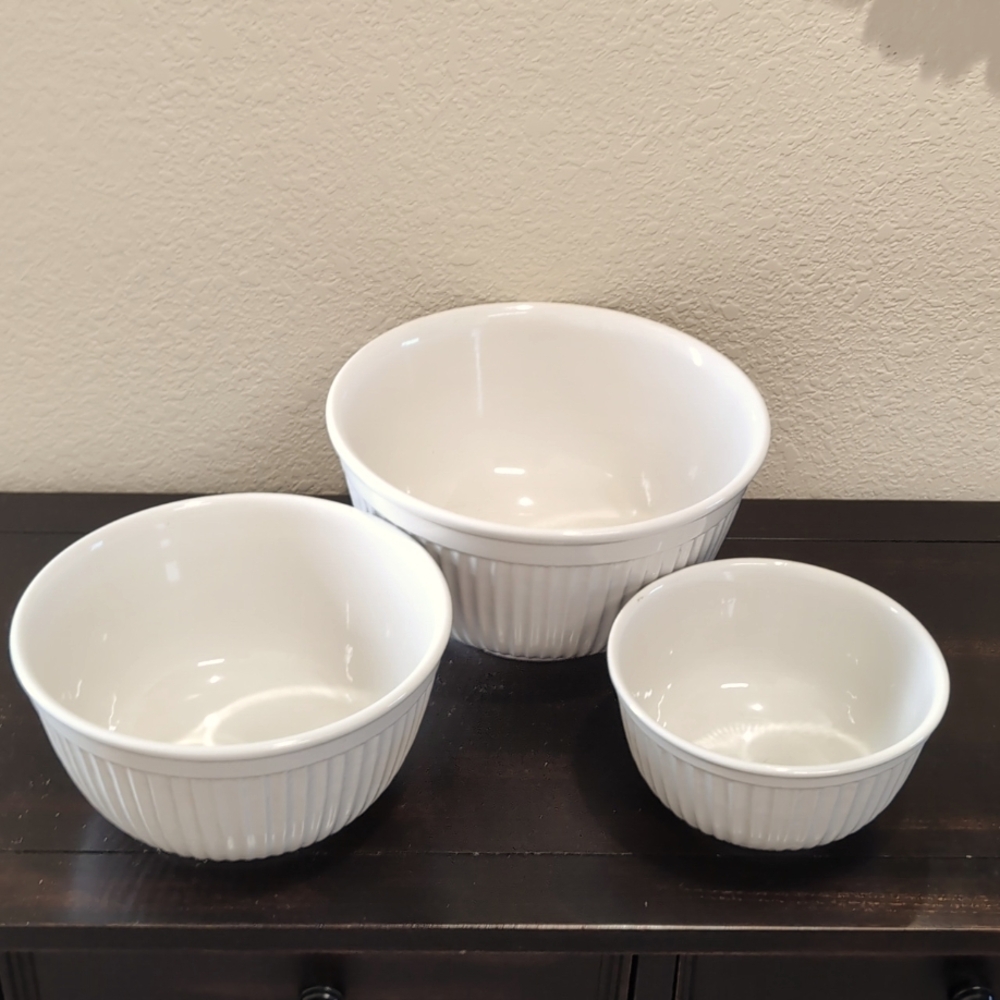 Three (3) William Sonoma White Ribbed Nesting Bowls Mixing Bowls